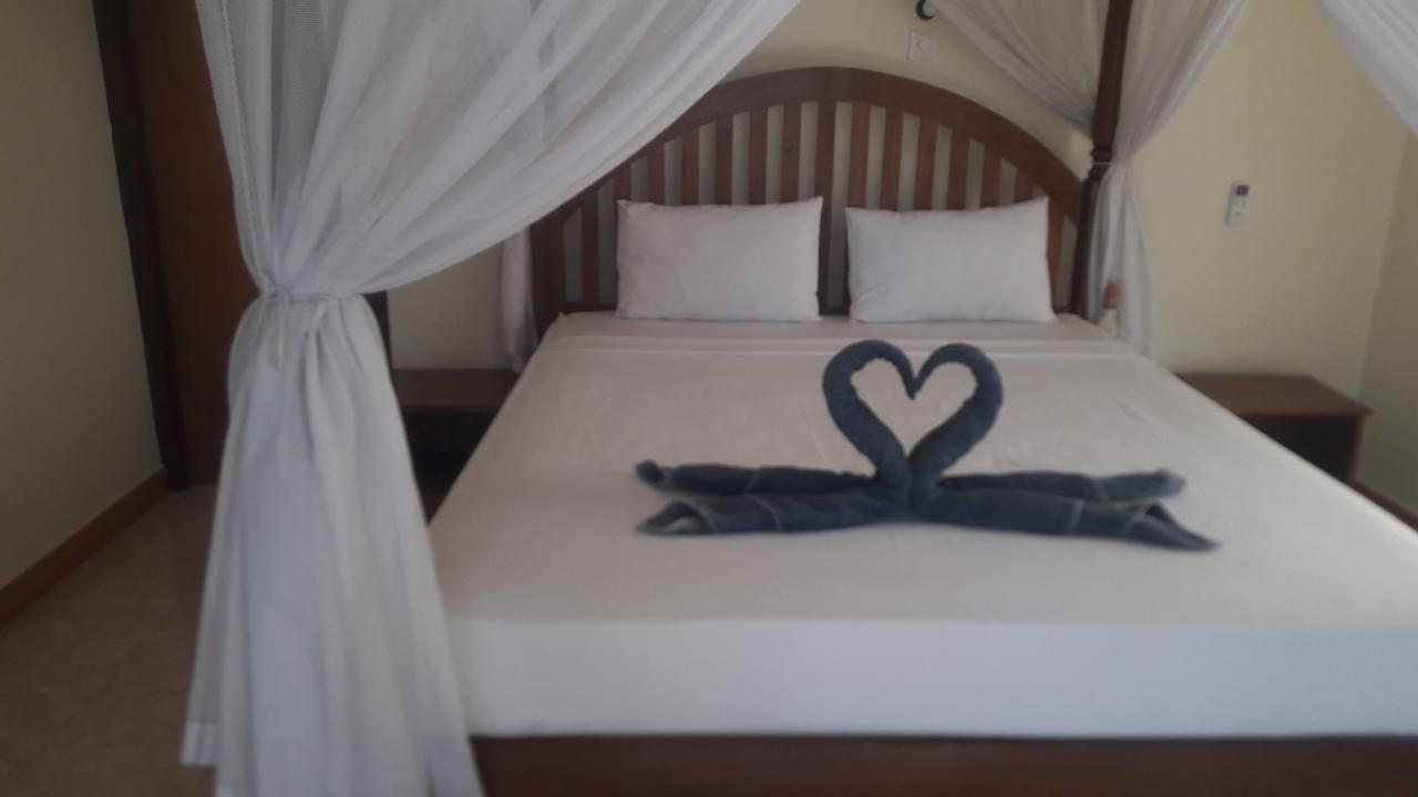 Warung Pantai Bungalows Amed Esterno foto