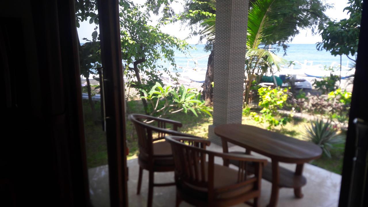 Warung Pantai Bungalows Amed Esterno foto