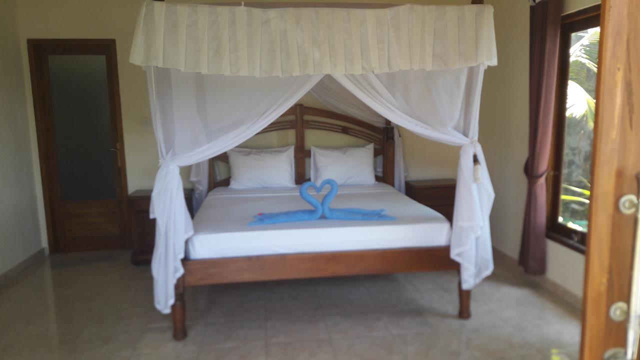 Warung Pantai Bungalows Amed Esterno foto