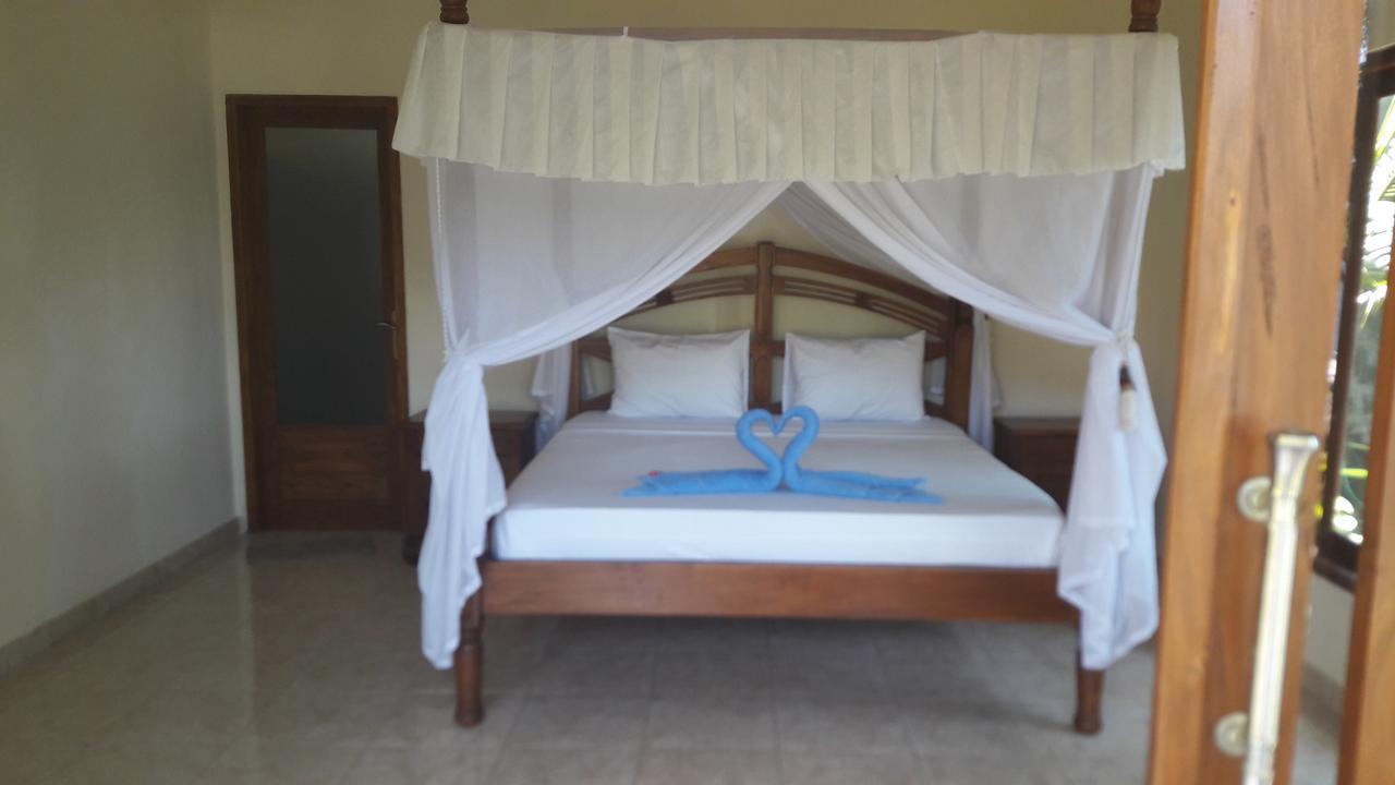 Warung Pantai Bungalows Amed Esterno foto